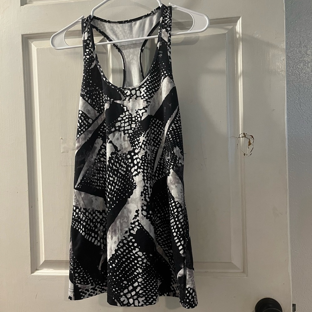lululemon athletica Black and White Patterned Tank Top - Picture 1 of 2